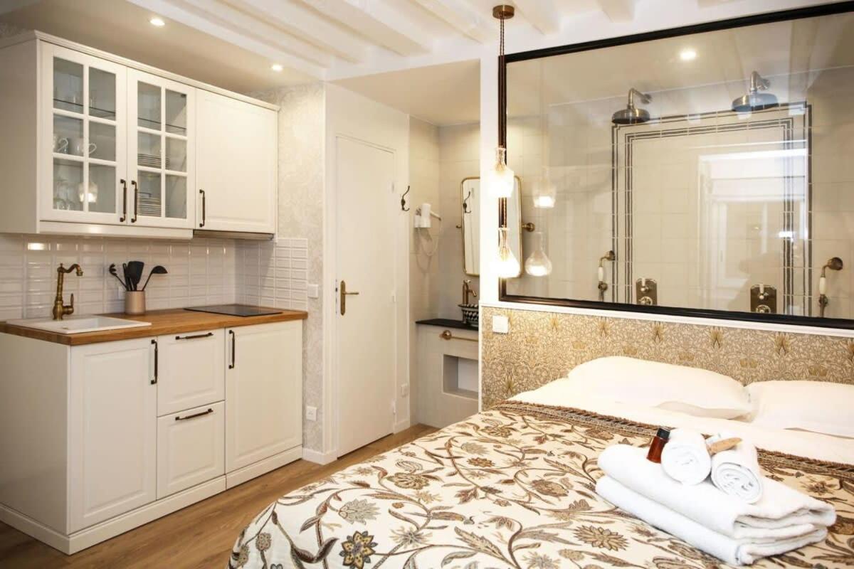 Magnifique Appartement Familial Grand Boulevard-4P - Flat-Guest Paris Exteriör bild