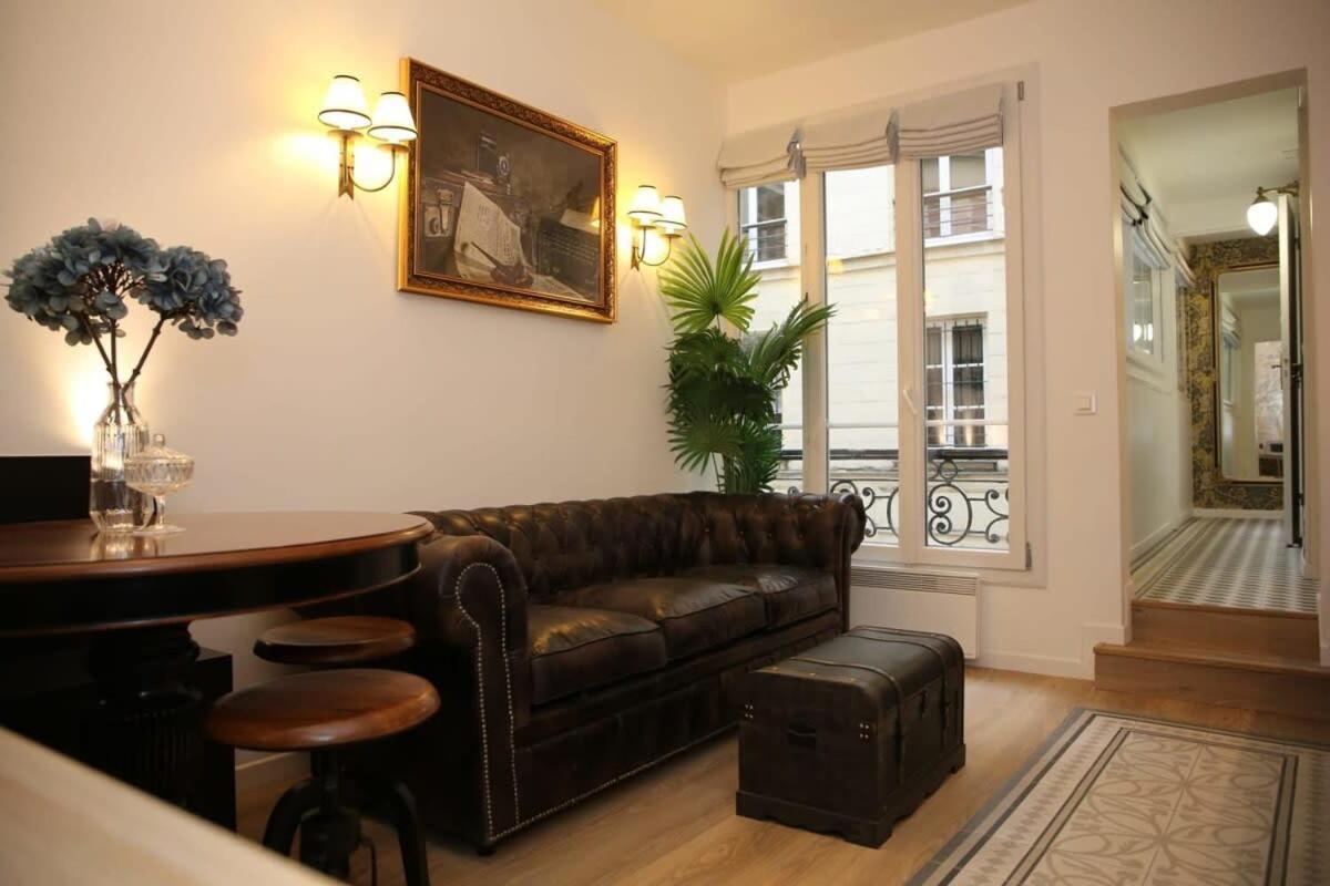 Magnifique Appartement Familial Grand Boulevard-4P - Flat-Guest Paris Exteriör bild